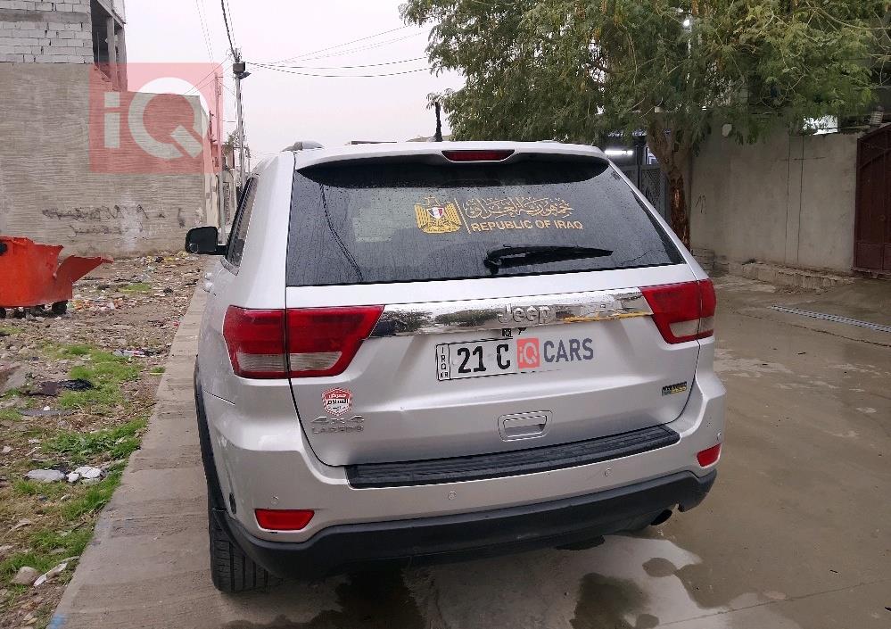 جيب جراند شيروكي